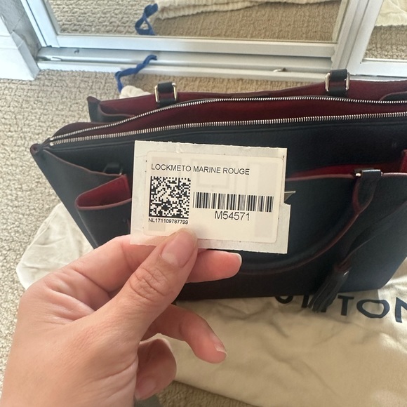 Louis Vuitton Lockmeto - Picture 4 of 8